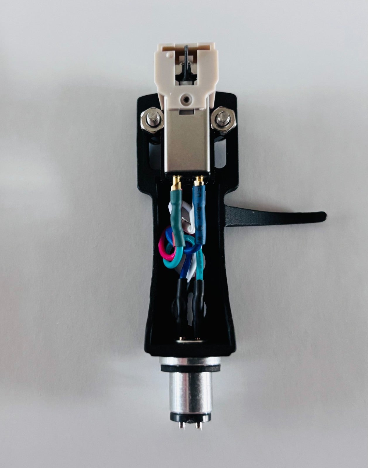 Headshell black with Audio Technica Cartridge stylus. All DJ Decks Turntables