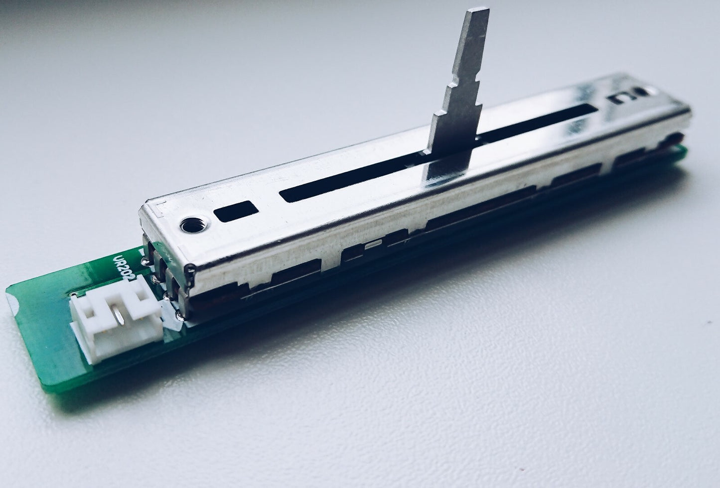 Replacement Crossfader for Pioneer DJM800 PCB Assembly (DCV1006 / DWX2541)