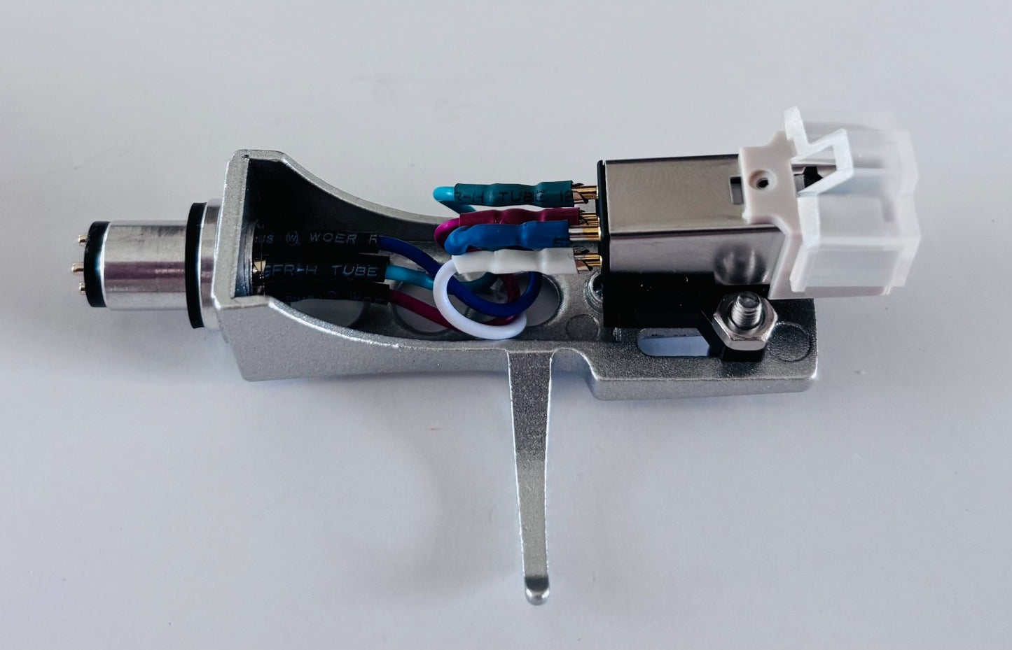Headshell silver with Audio Technica Cartridge stylus. All DJ Decks Turntables